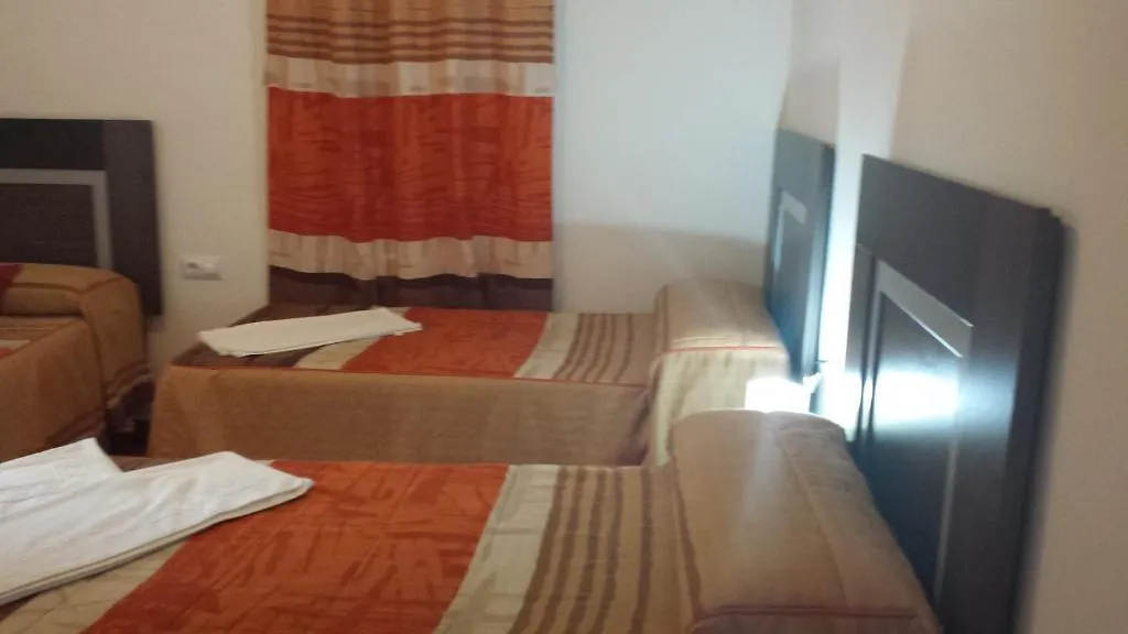 Pension Gran Plaza Sevilla 2*,  España