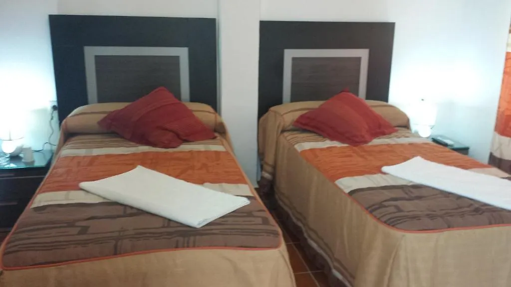 Pension Gran Plaza Sevilla 2*,